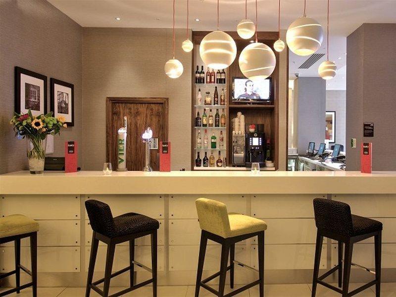 Hampton By Hilton London Croydon Hotel ภายนอก รูปภาพ